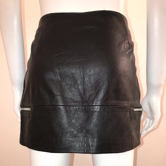 ZARA BLACK MOTORCYCLE LEATHER SKIRT - Picture 3 of 5